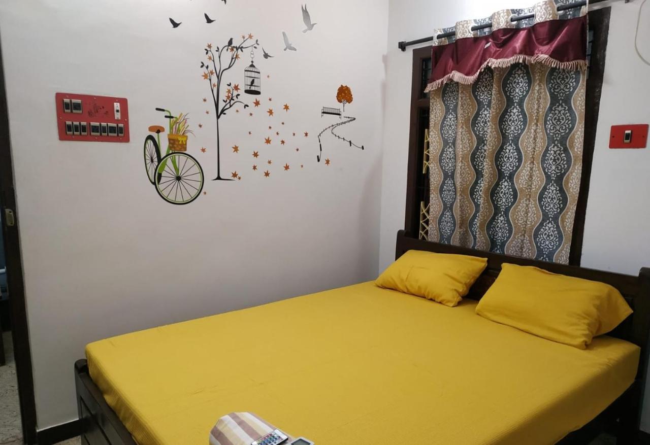 Bluemoon Homestay Пудучеррі Екстер'єр фото